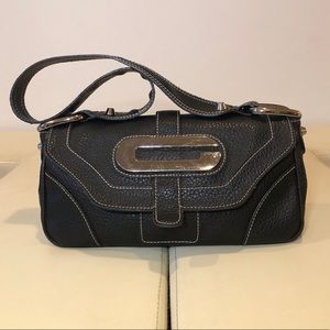 ✨Vintage GUESS Bag✨